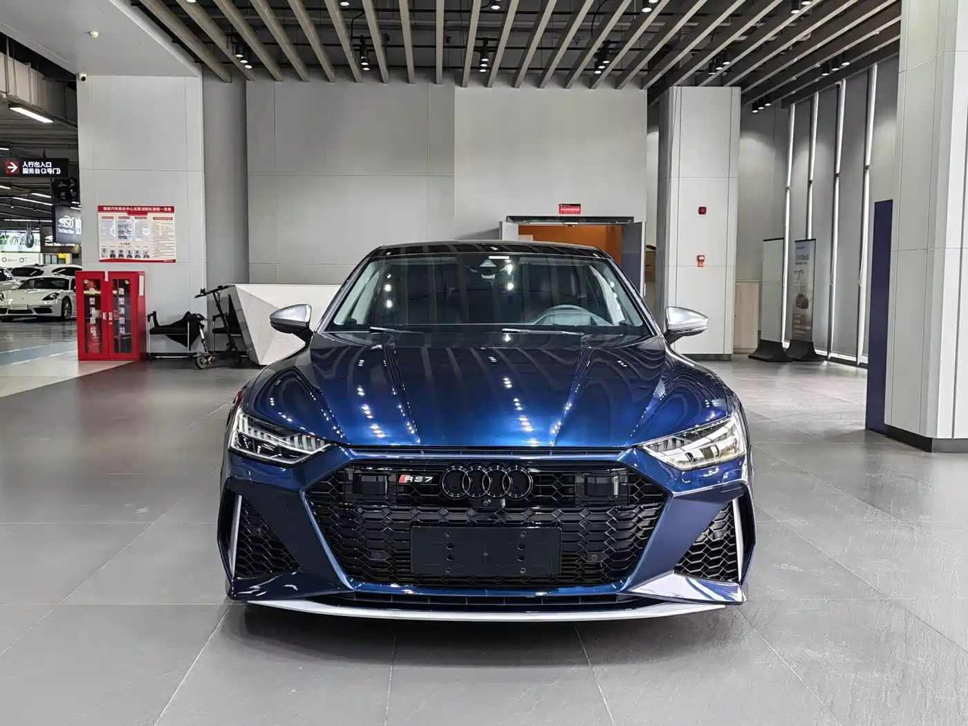 Фото 2 - Audi A7