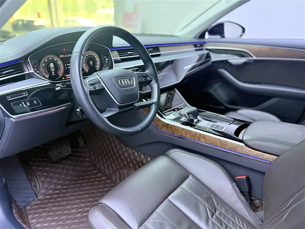 Audi A8 2018 A8L 55 TFSI quattro Launch Premium фото 12