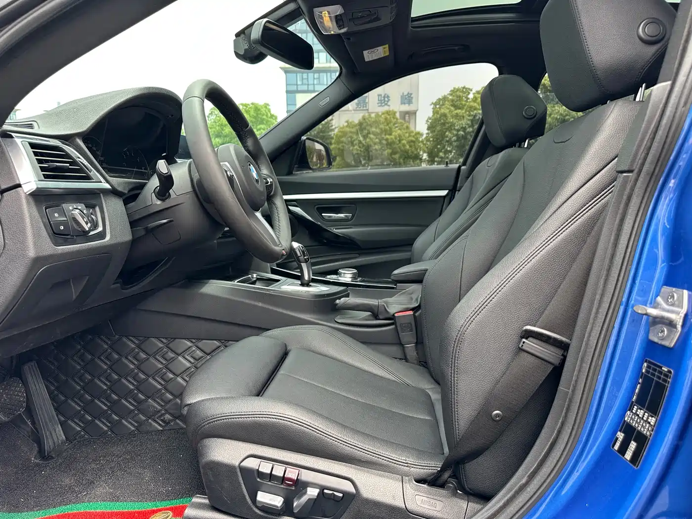 BMW 3 Series GT 2019 320i M Sport Package фото 11