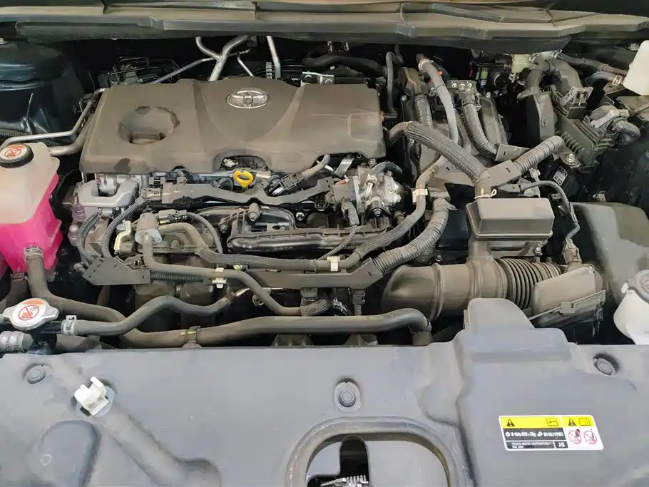 Toyota Granvia 2023 2.5L Hybrid Luxury Edition фото 10