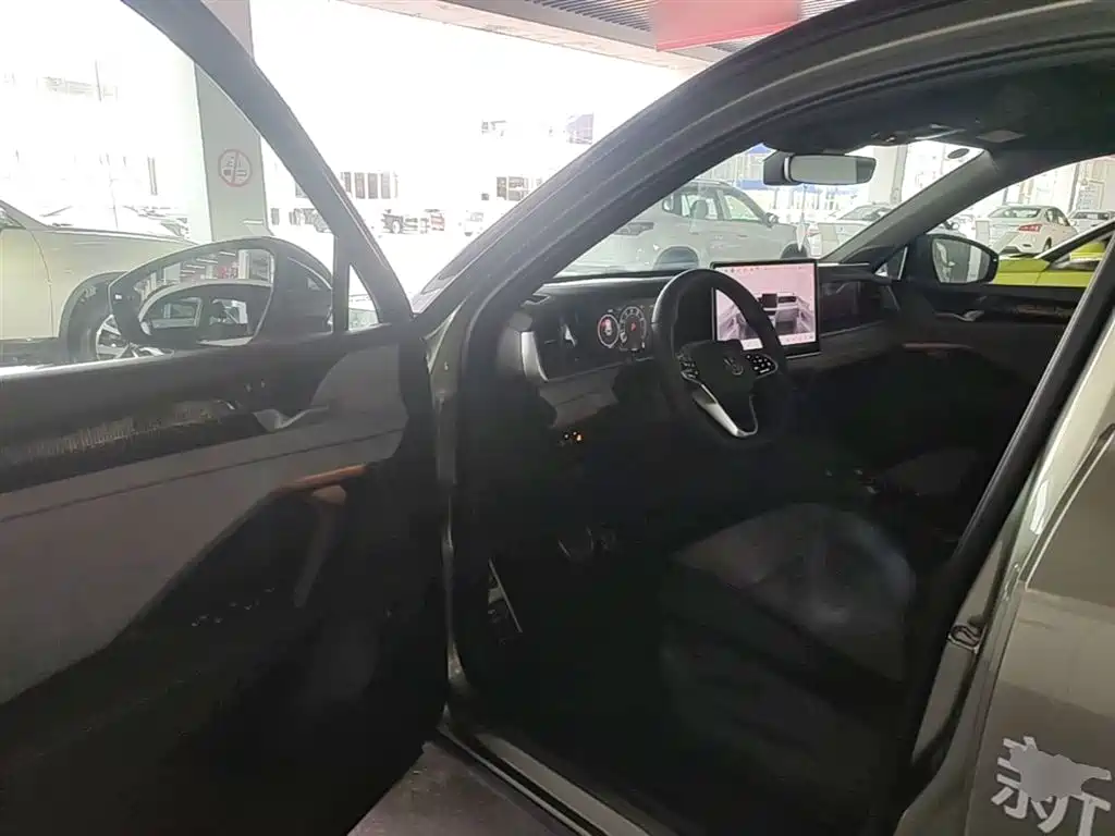 Volkswagen Tayron 2025 Model Tayron L 380TSI 4WD Luxury Easy Package фото 16