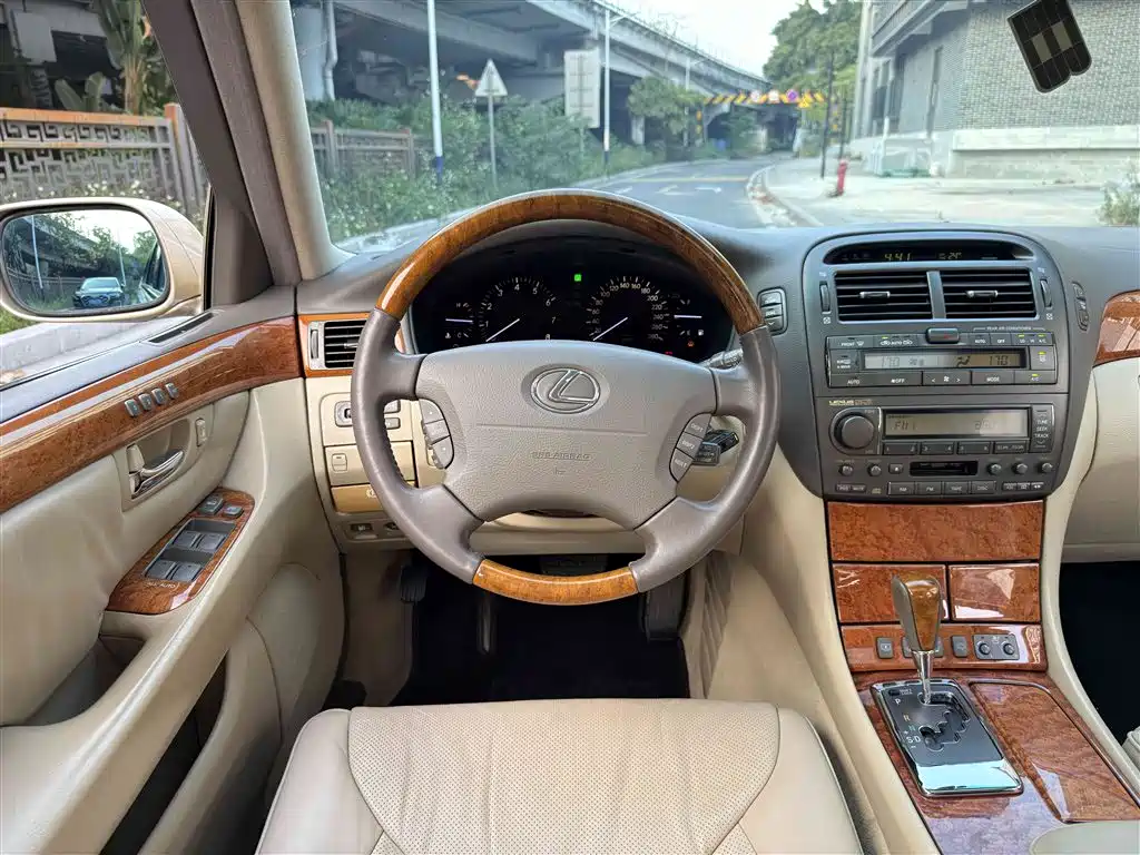 Lexus LS 2005 2005 430