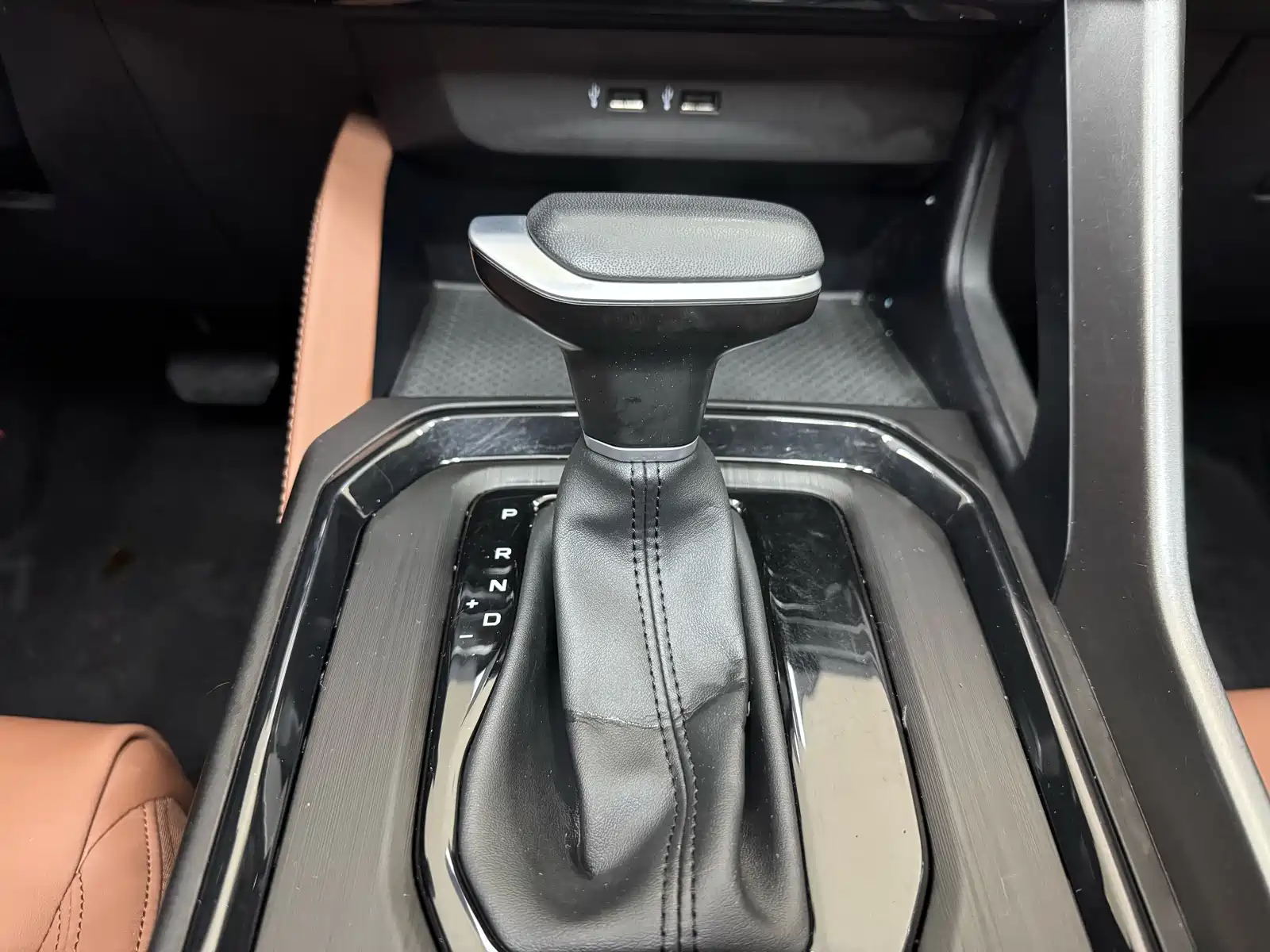 Photo 25 - Geely Emgrand X6