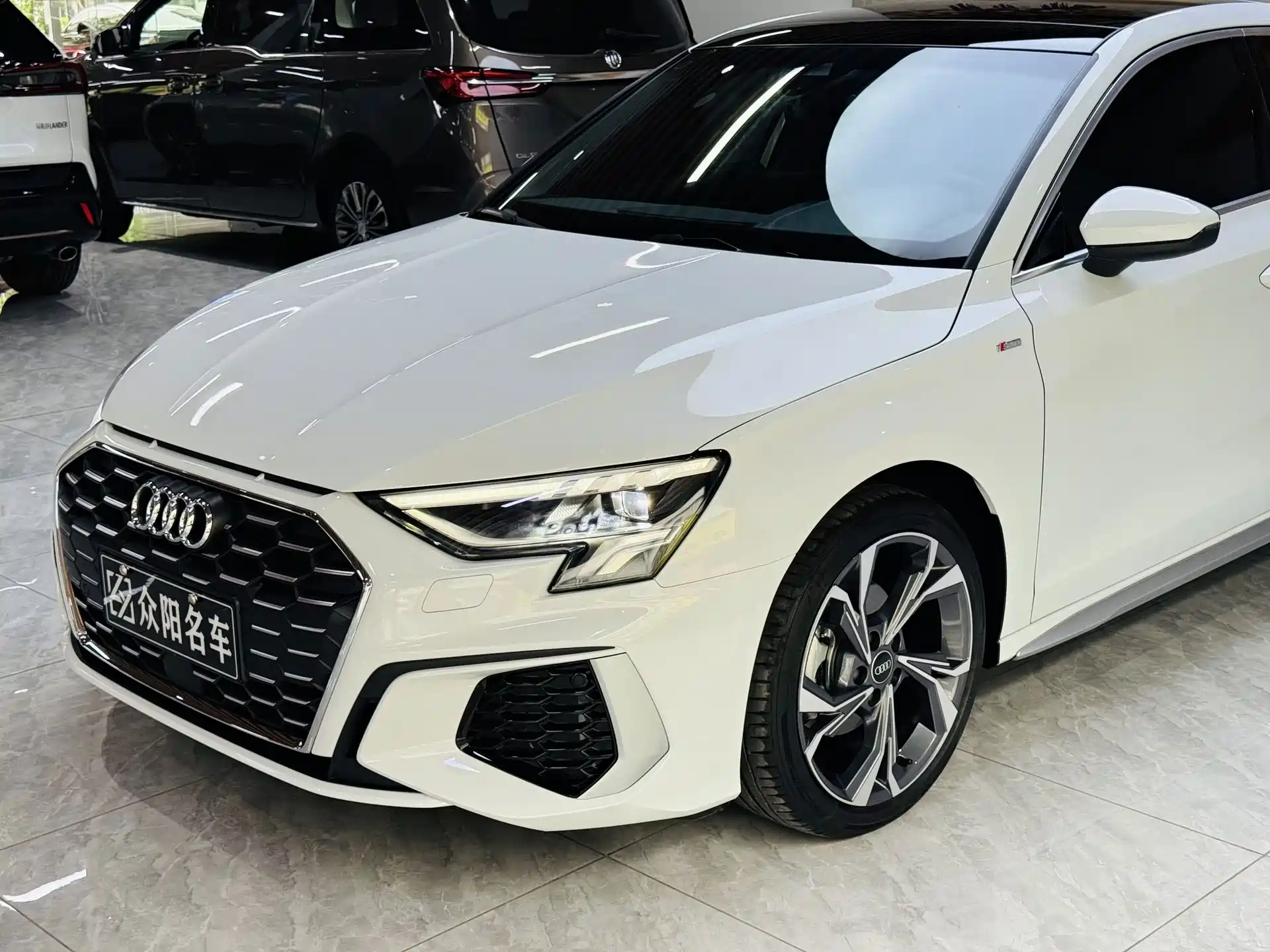 Фото 5 - Audi A3