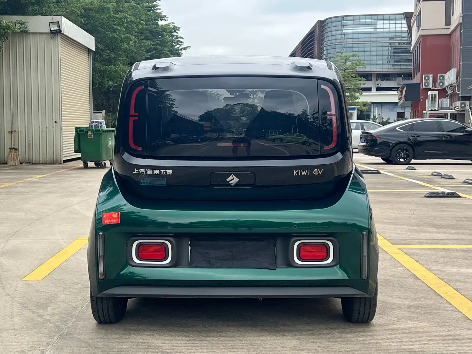 Фото 4 - Baojun KiWi EV