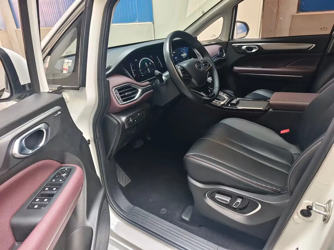 GAC Trumpchi Trumpchi M6 2023 PRO 270T DCT Luxury Edition фото 5