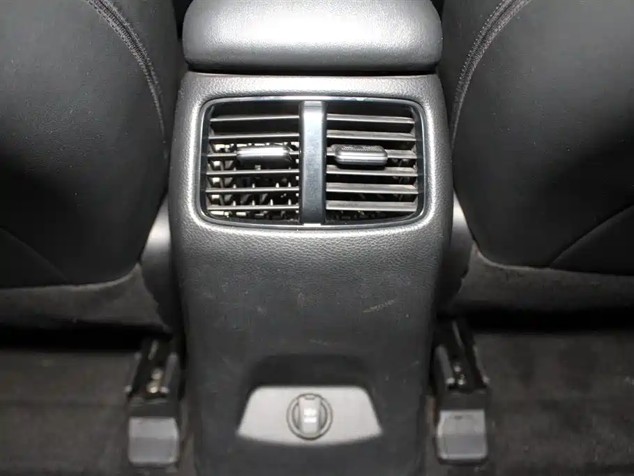 Kia Sportage 2019 2.0L Automatic Smart Luxury Edition фото 10