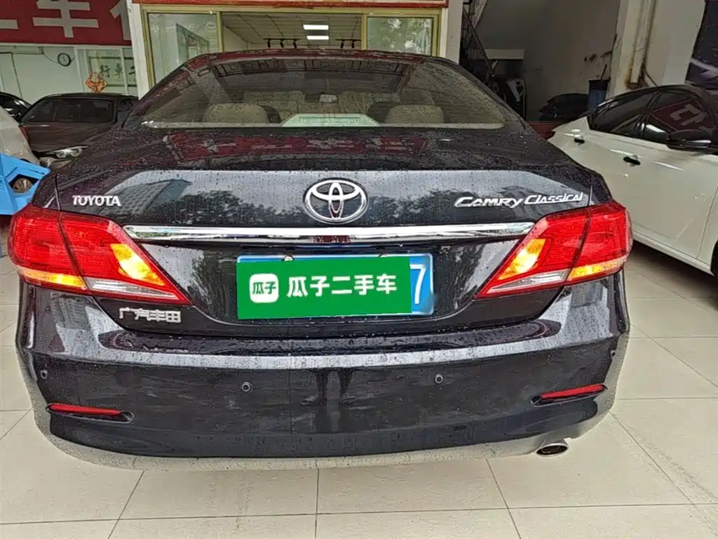 Toyota Camry 2013 200E Classic Elite Edition фото 6