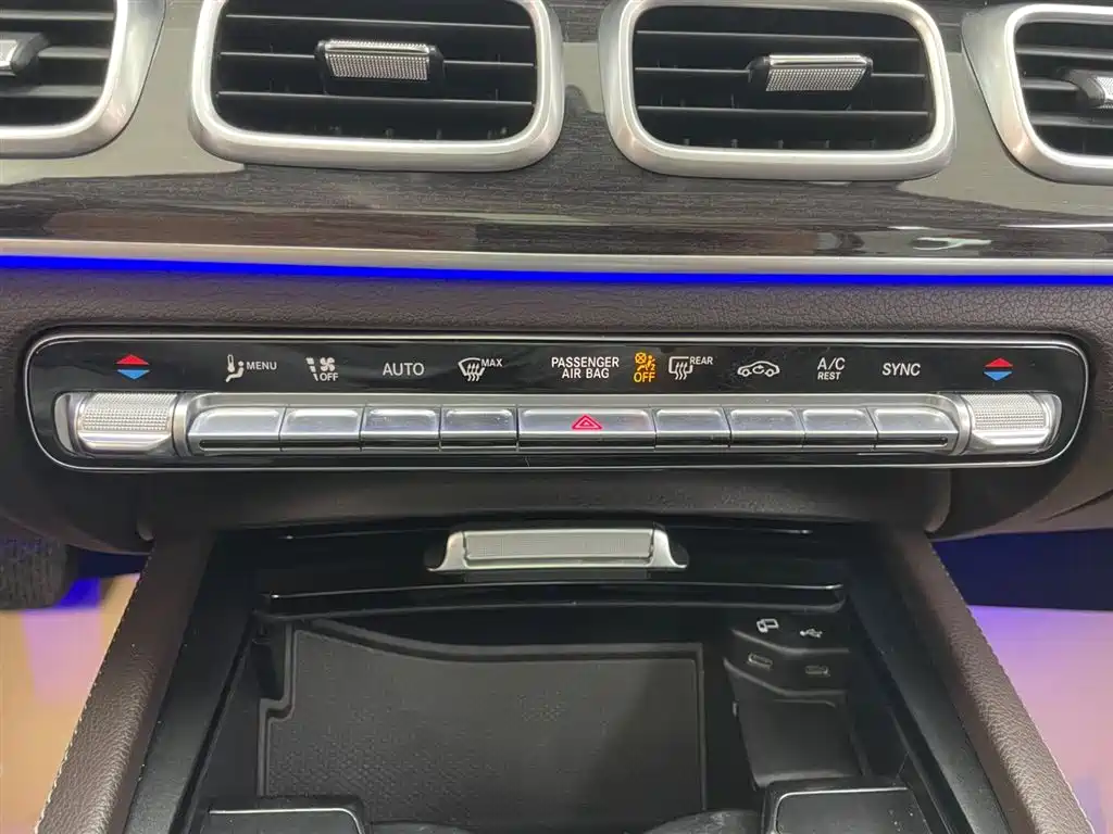Mercedes-Benz GLE 2022 GLE 350 4MATIC Fashion фото 24