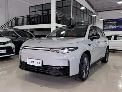 Leapmotor C10