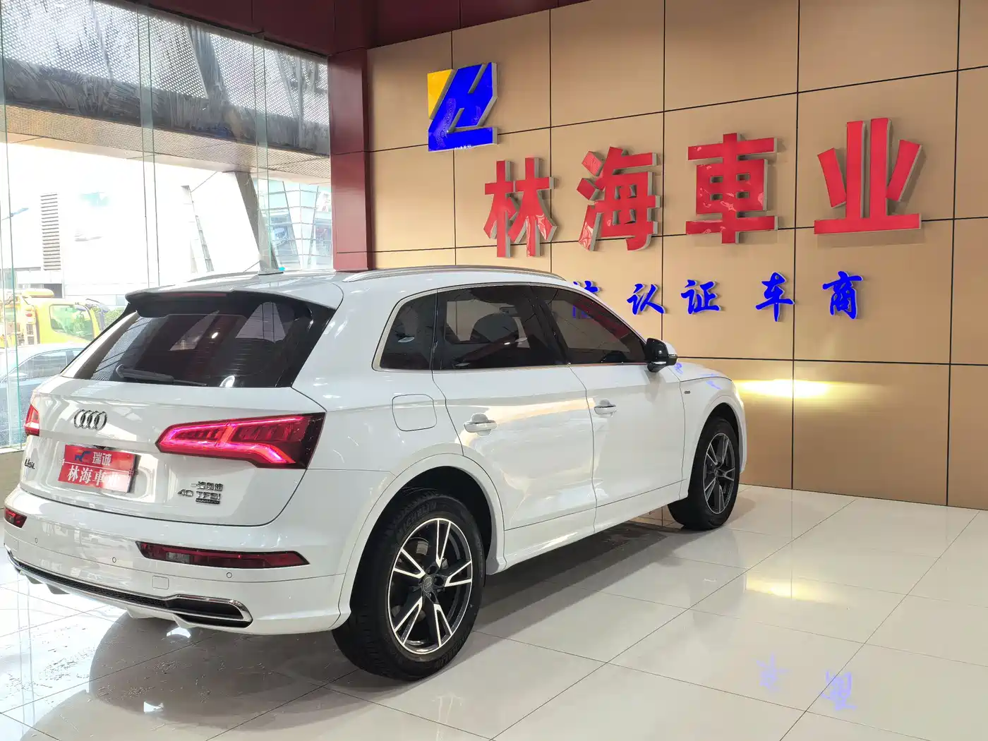 AUDI Q5L