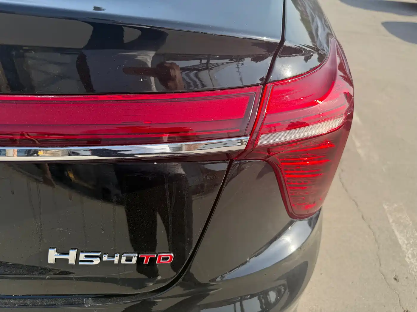 Hongqi H5 2023 2.0T Auto Smart Connect Flag Enjoy фото 18