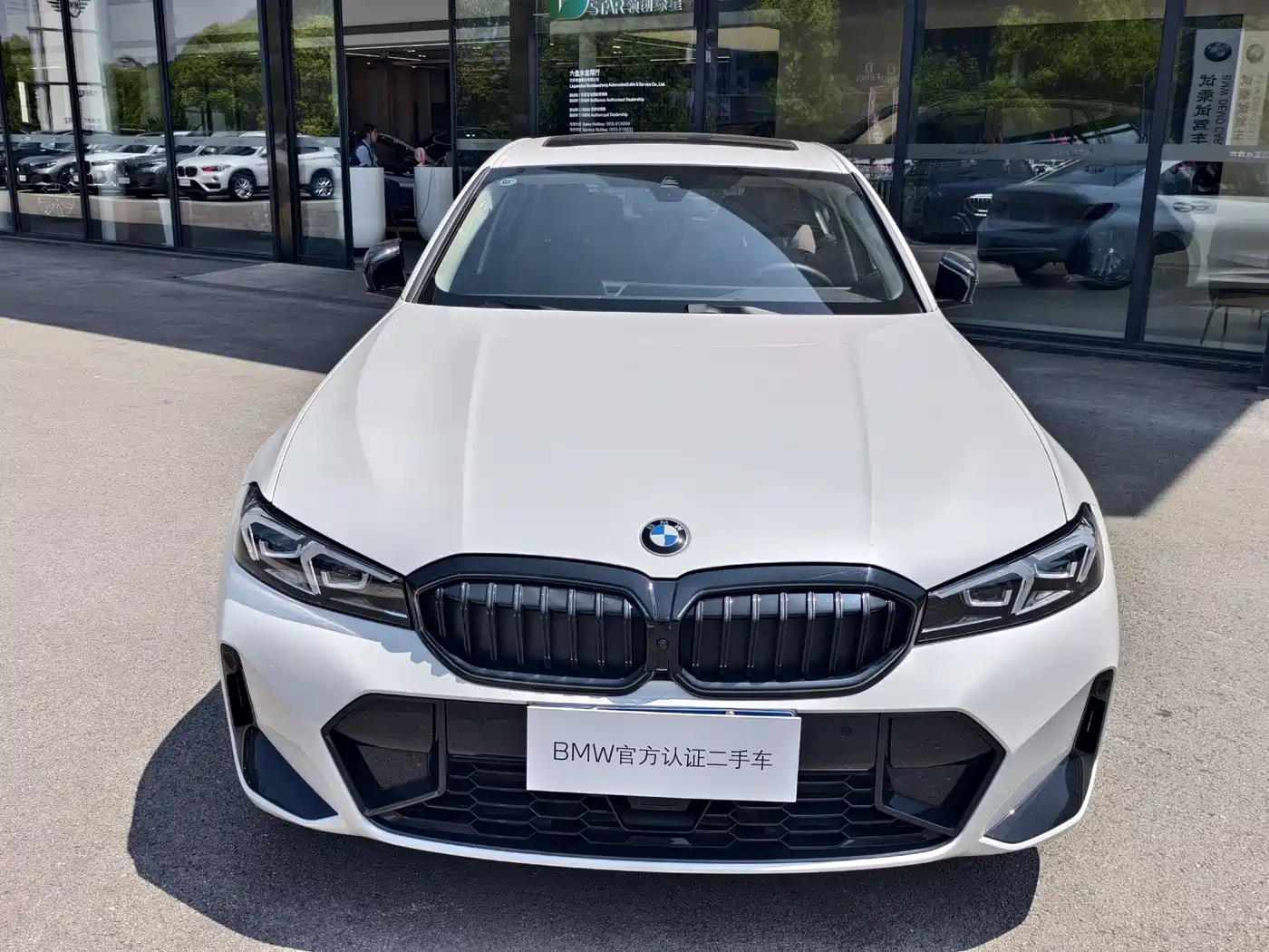 BMW 3 Series 2025 330Li M Sport Night Edition фото 4