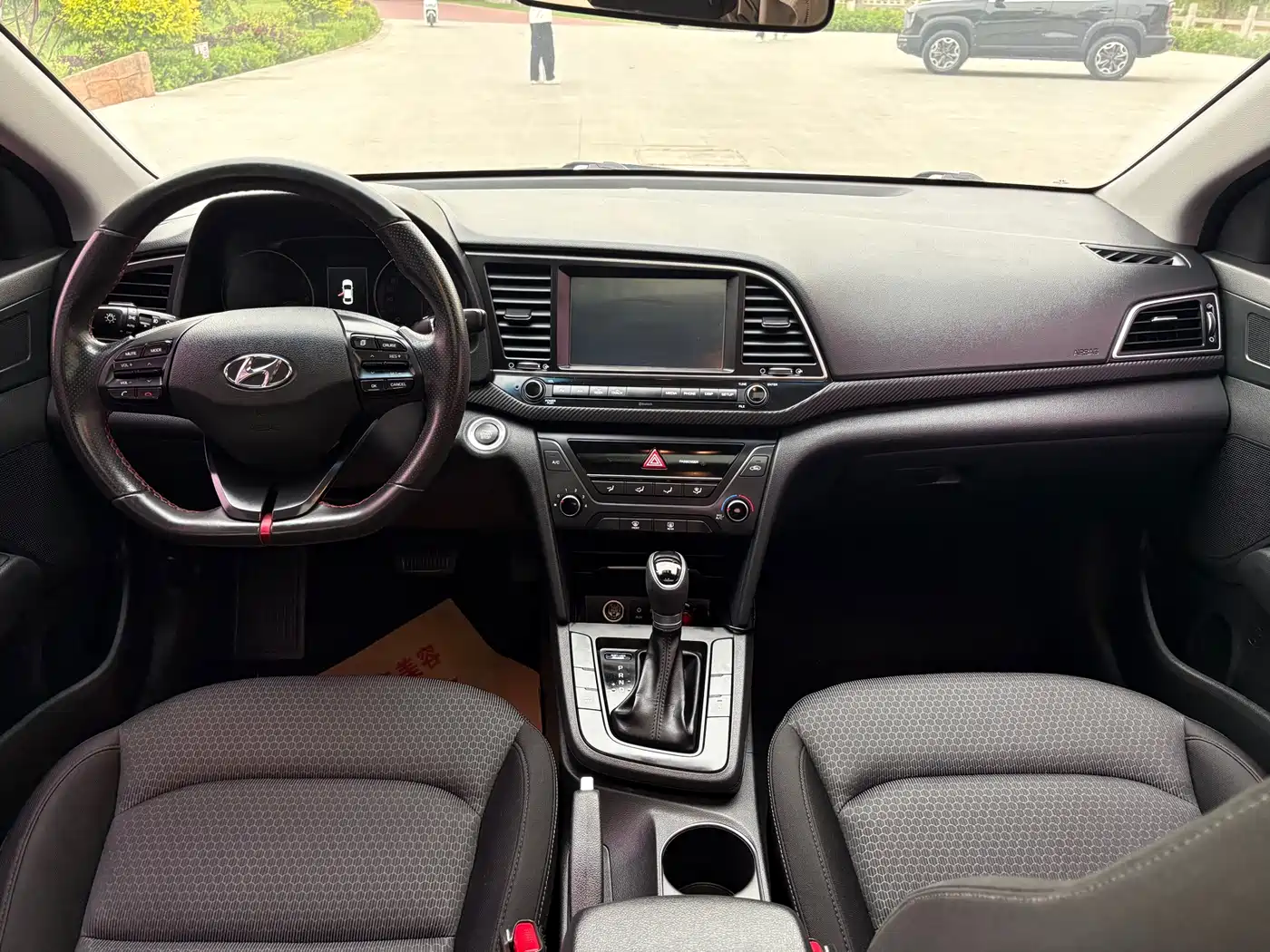 Hyundai Elantra 2018 1.4T DCT Dynamic·Vitality Model фото 5