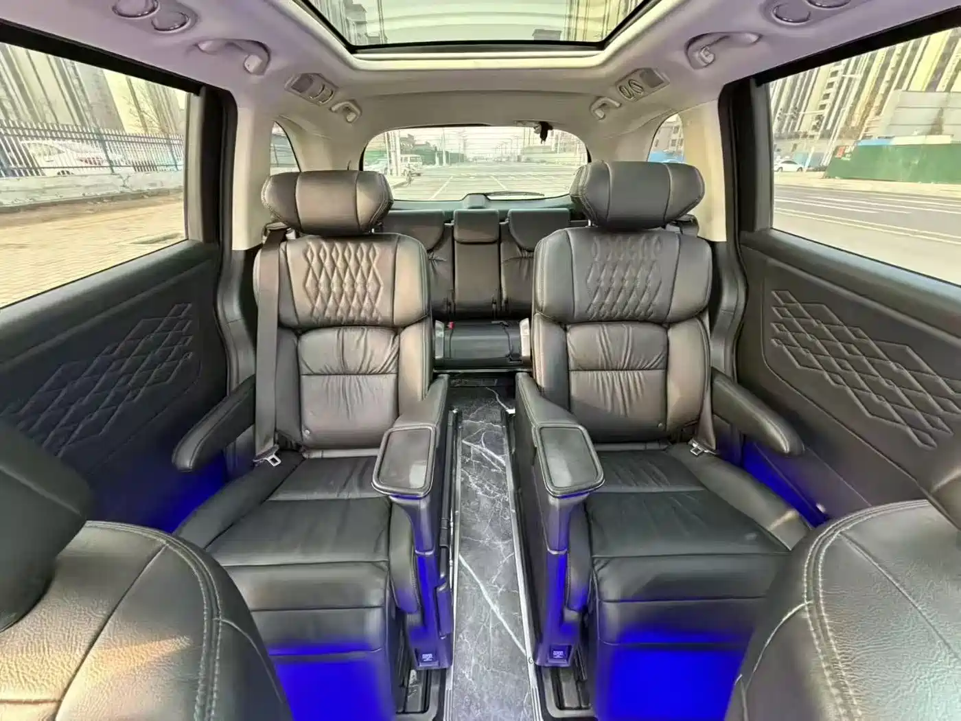 Honda Elysion 2023 2022 2.0L e:HEV Luxury
