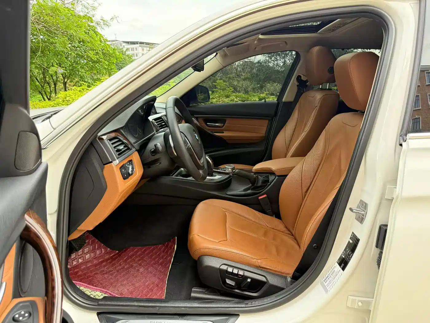 BMW 3 Series 2015 320Li Super Joy Luxury Design Package фото 5