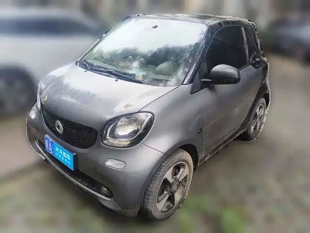 smart fortwo 2018 1.0L 52kW Hardtop Passion Edition China V — фото 1