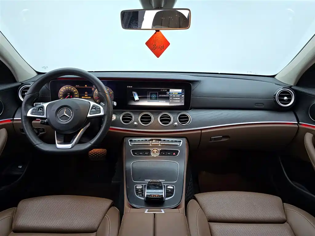 Mercedes-Benz E-Class 2018 Facelift E 200 L Sport фото 7