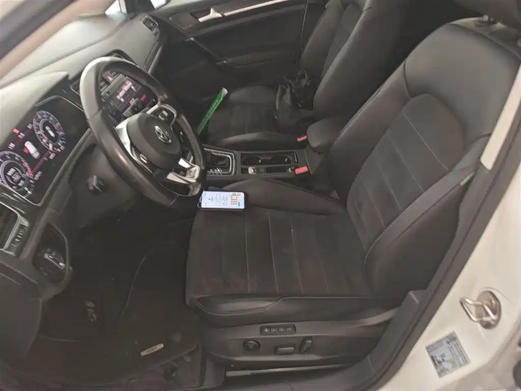 Volkswagen Golf 2019 280TSI DSG Flagship (China V) фото 15