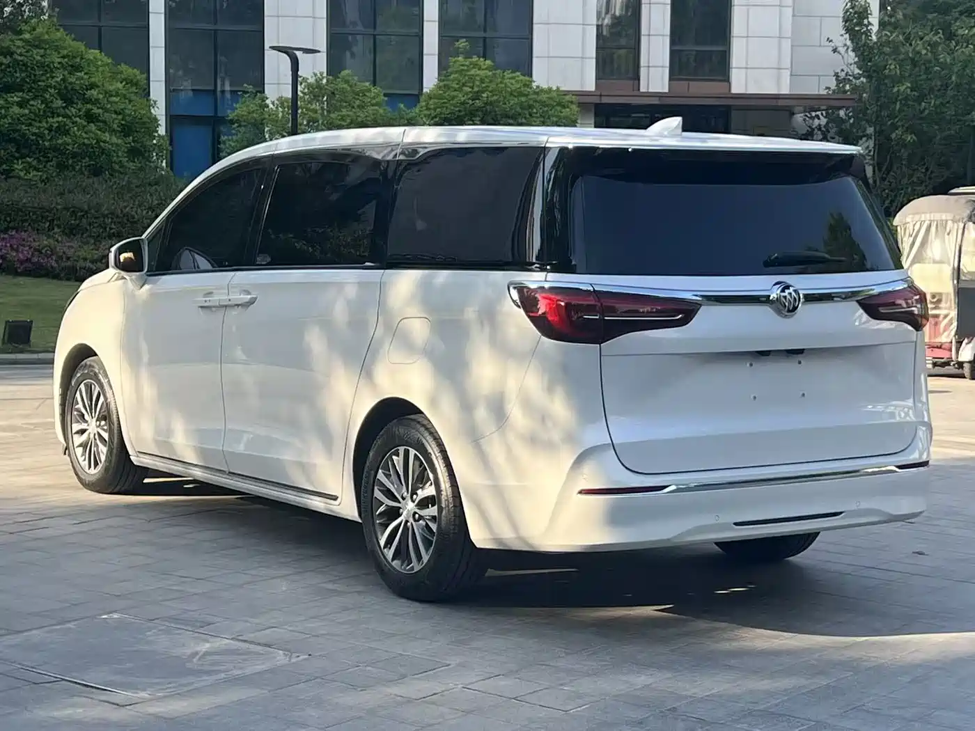 BUICK GL8