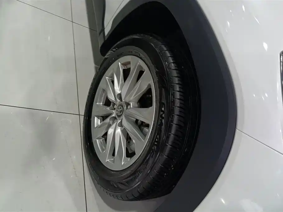 Toyota Corolla Cross 2024 2.0L Smart Hybrid Dual Engine Elite Edition фото 6