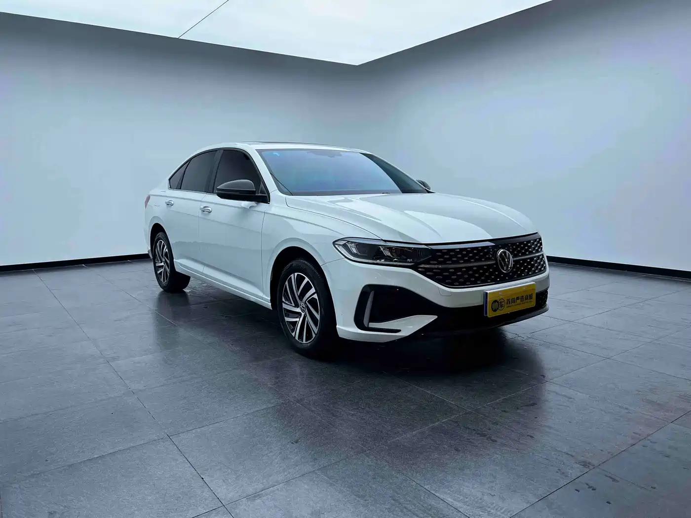 Volkswagen Lavida 2023 280TSI DSG Starlight Comfort Edition фото 3