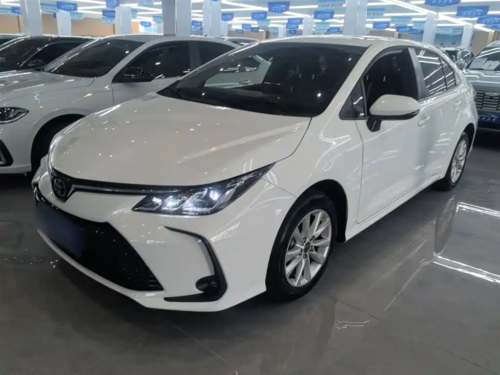 Toyota Corolla 2023 1.2T Elite Edition фото 2