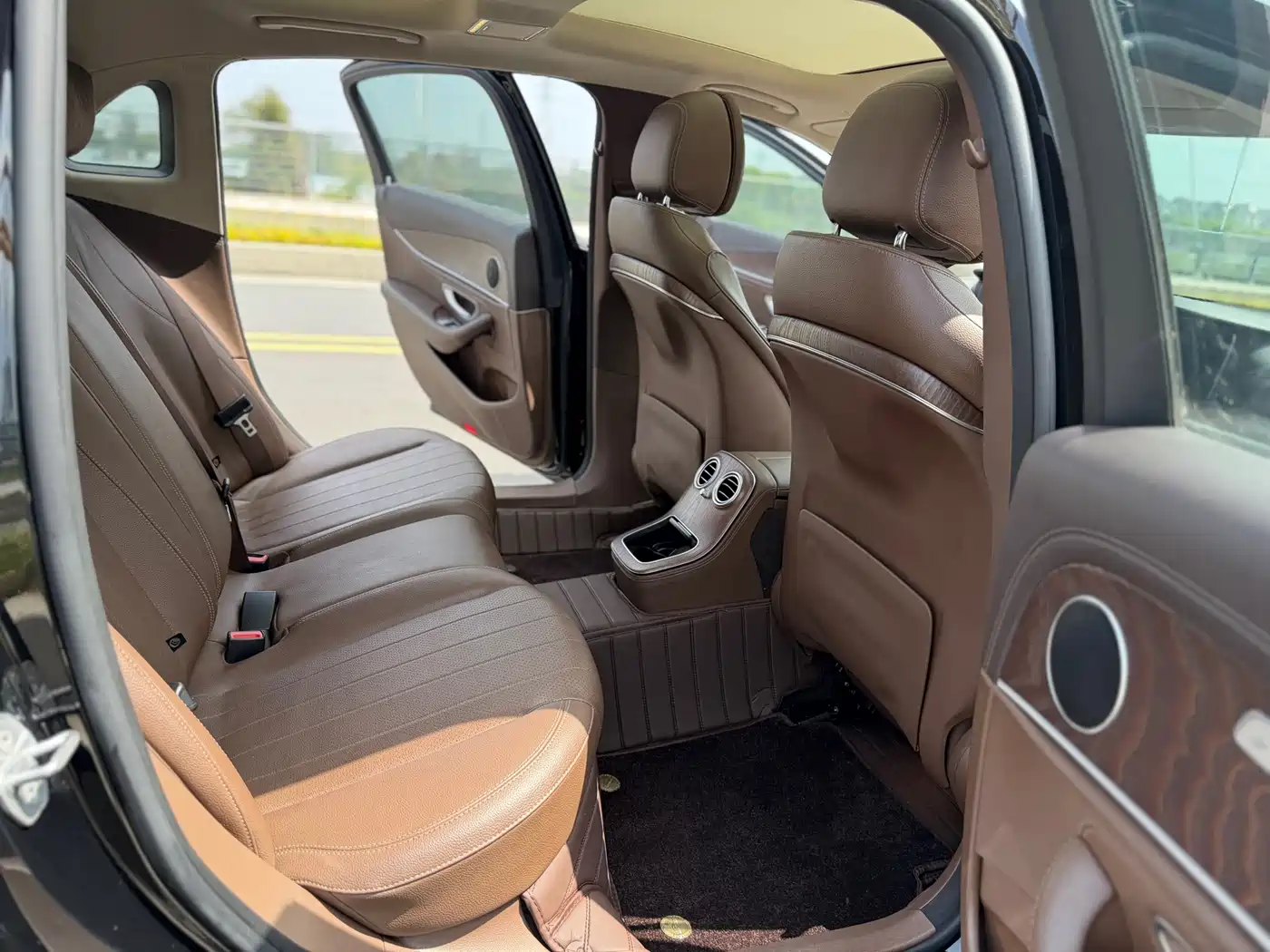 Mercedes-Benz E-Class 2021 E 300 L Fashion фото 8