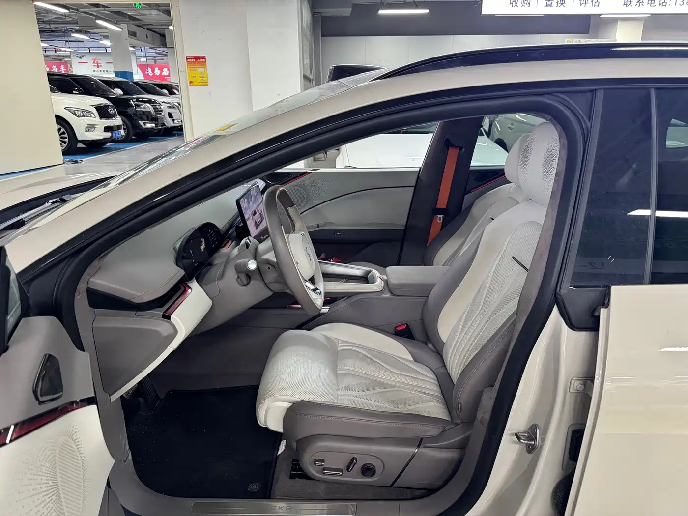 Zeekr 007GT 2025 Long Range RWD Smart Driving Edition 100kWh фото 4