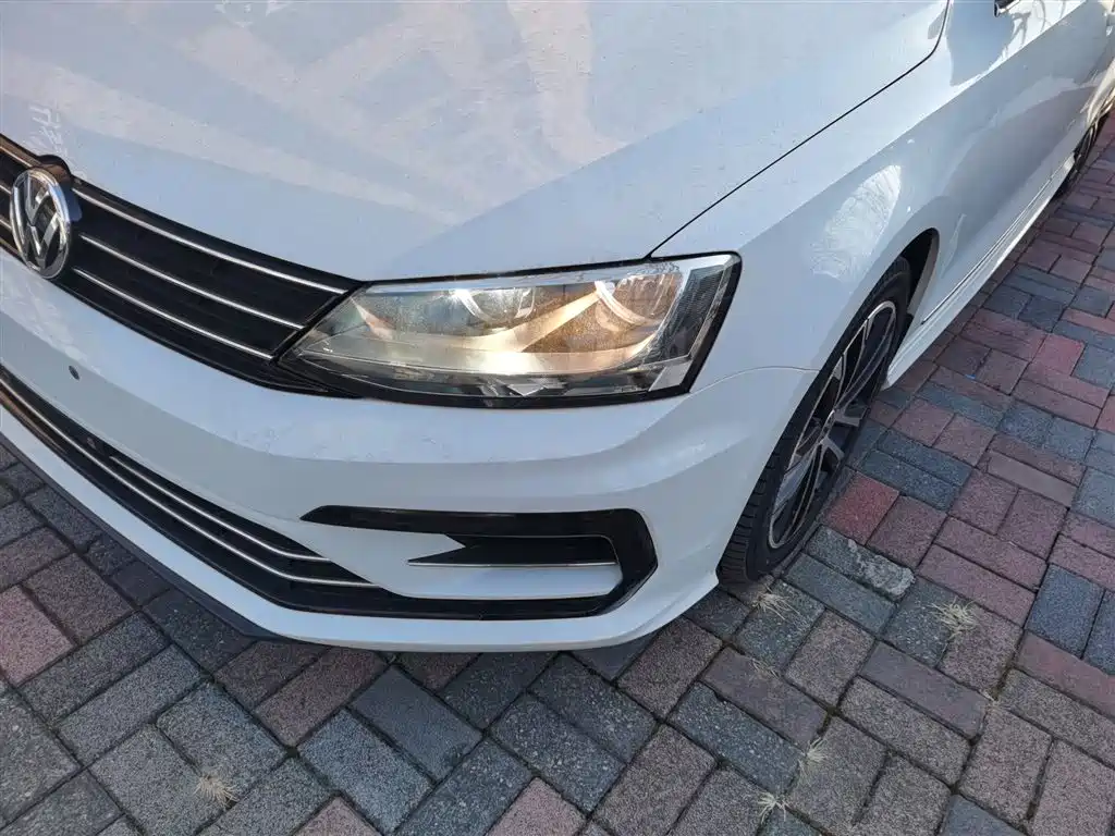 Volkswagen Sagitar 2016 280TSI Automatic R-Line фото 15