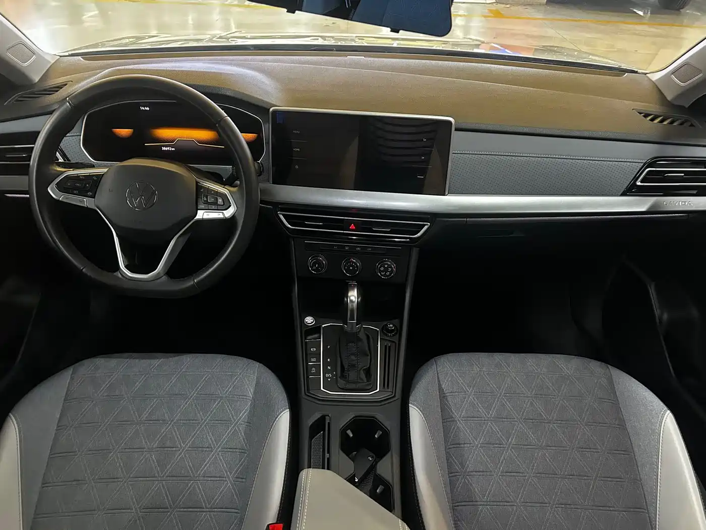 Volkswagen Lavida, миниатюра 6