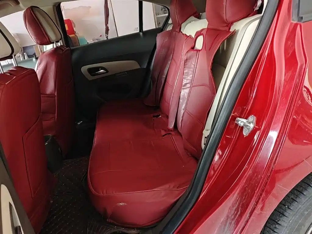 Chevrolet Cruze 2015 1.5L Classic SL MT фото 17
