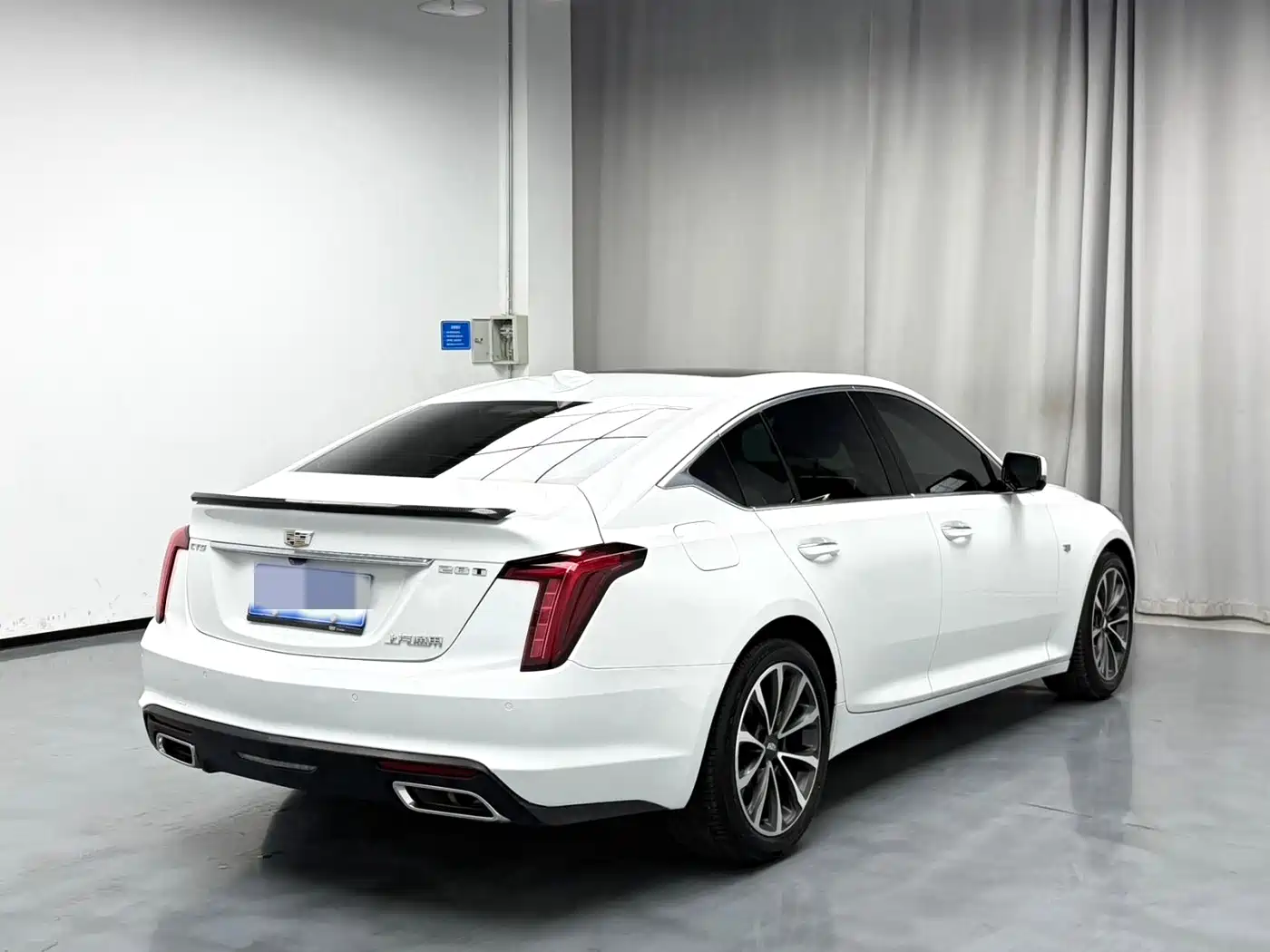 CADILLAC CT5