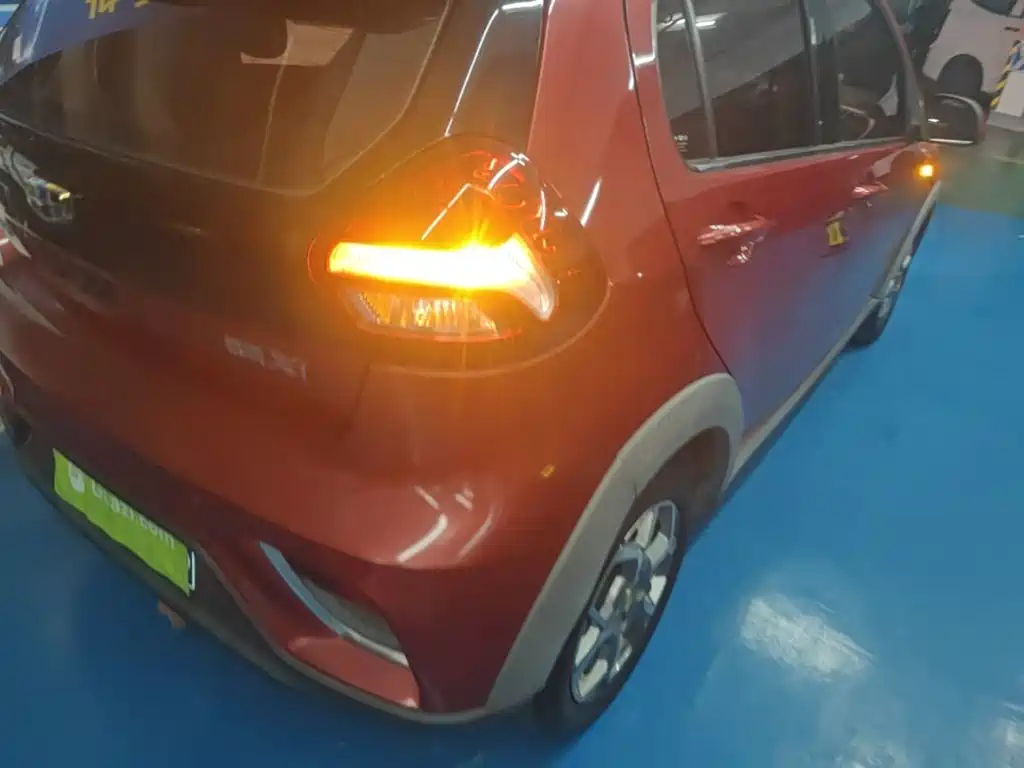 Geely Yuanjing X1 2018 2017 1.3L Auto Player Edition