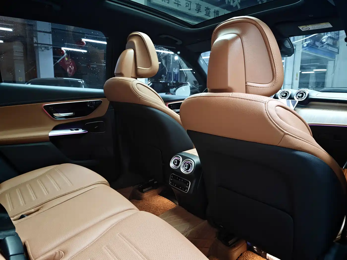 Mercedes-Benz GLC 2024 GLC 300 L 4MATIC Dynamic 7-seater фото 11