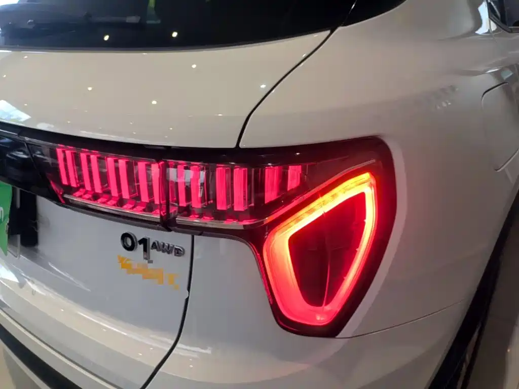 Lynk & Co 01 2018 2017 2.0T 2WD Pro Version