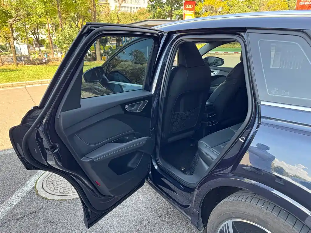 Audi Q4 e-tron 2024 2024 40 e-tron Creation Edition