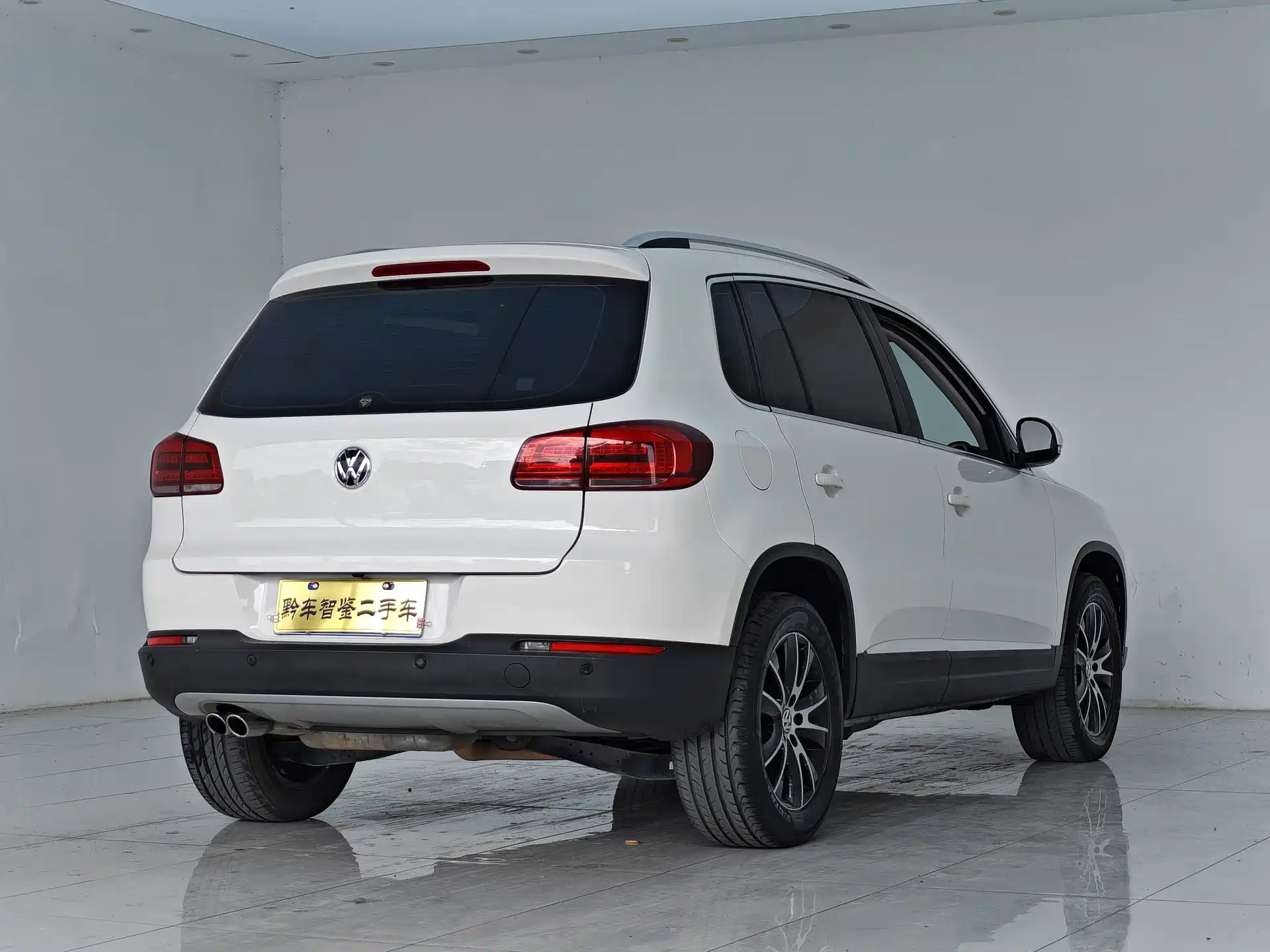 Фото 6 - Volkswagen Tiguan