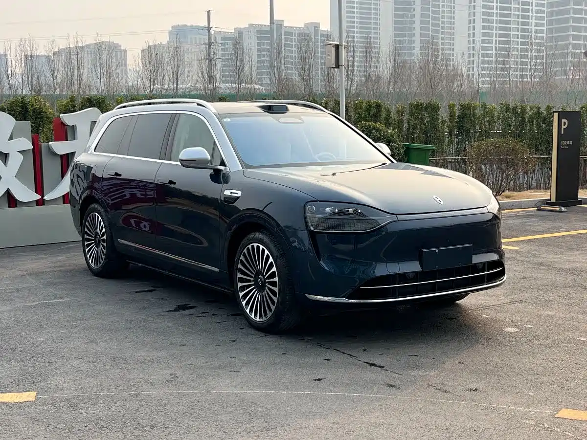 AITO Wenjie AITO M9 2025 Extended Range Ultra 52kWh 6-Seater фото 4