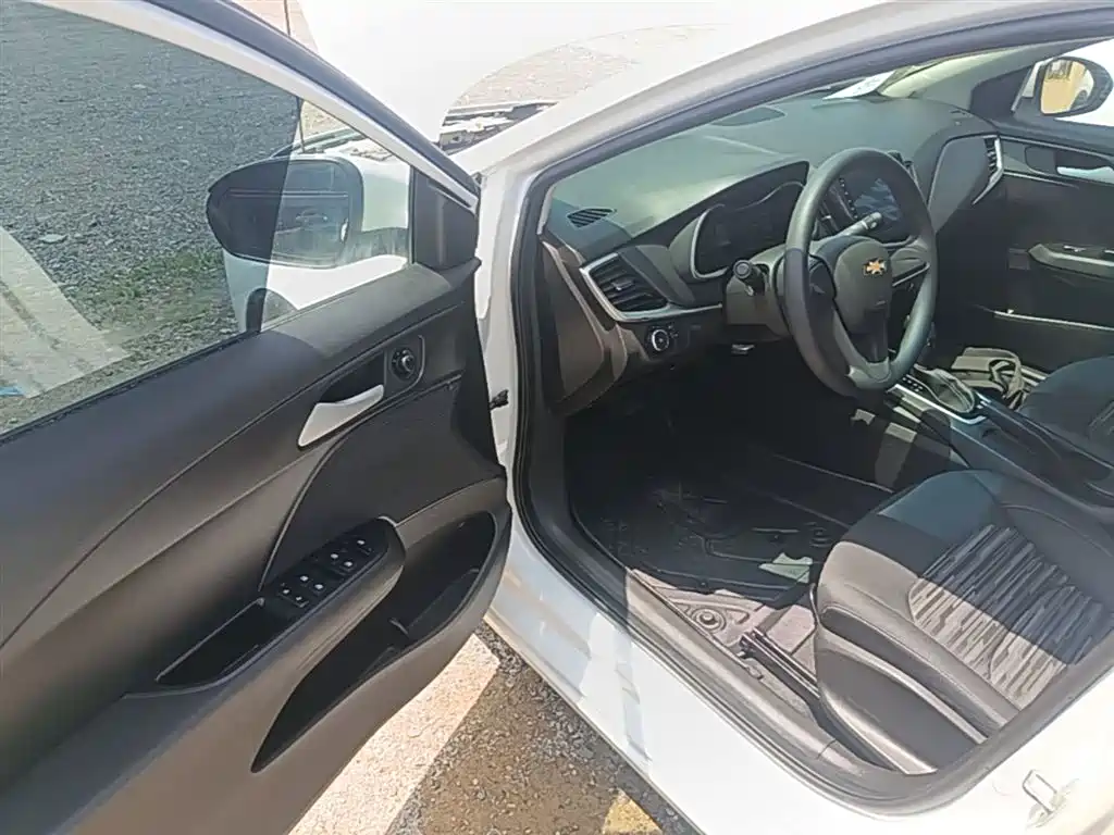 Chevrolet Cavalier 2019 320 Auto Sunroof Enjoyment Edition фото 16