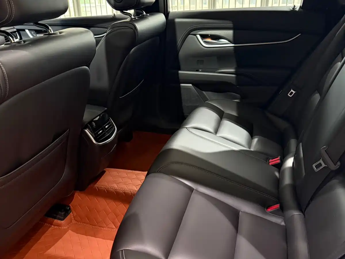 Cadillac XTS 2018 28T Technology фото 10