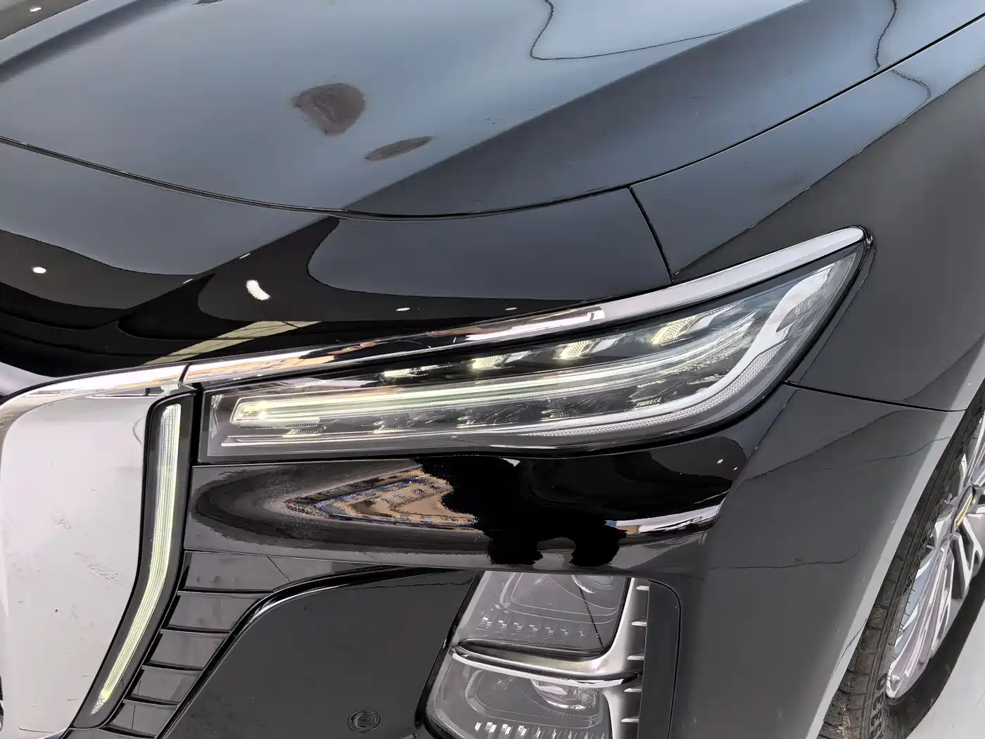 Hongqi H5 2024 1.5T DCT Smart Connect Flag Rhythm Edition фото 4