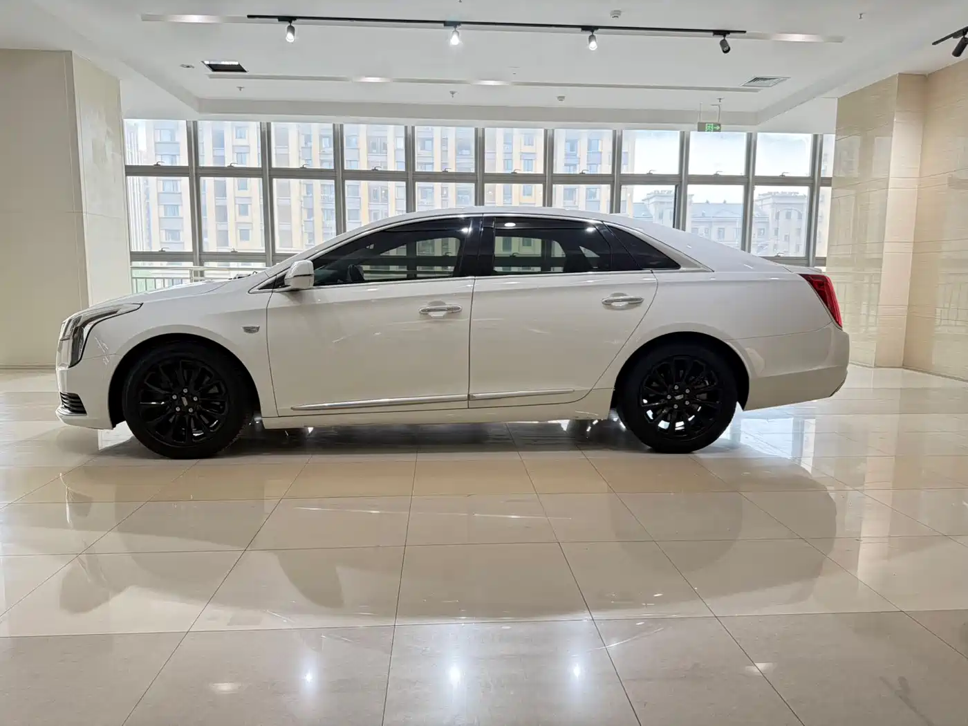 Cadillac XTS 2018 28T Technology фото 4