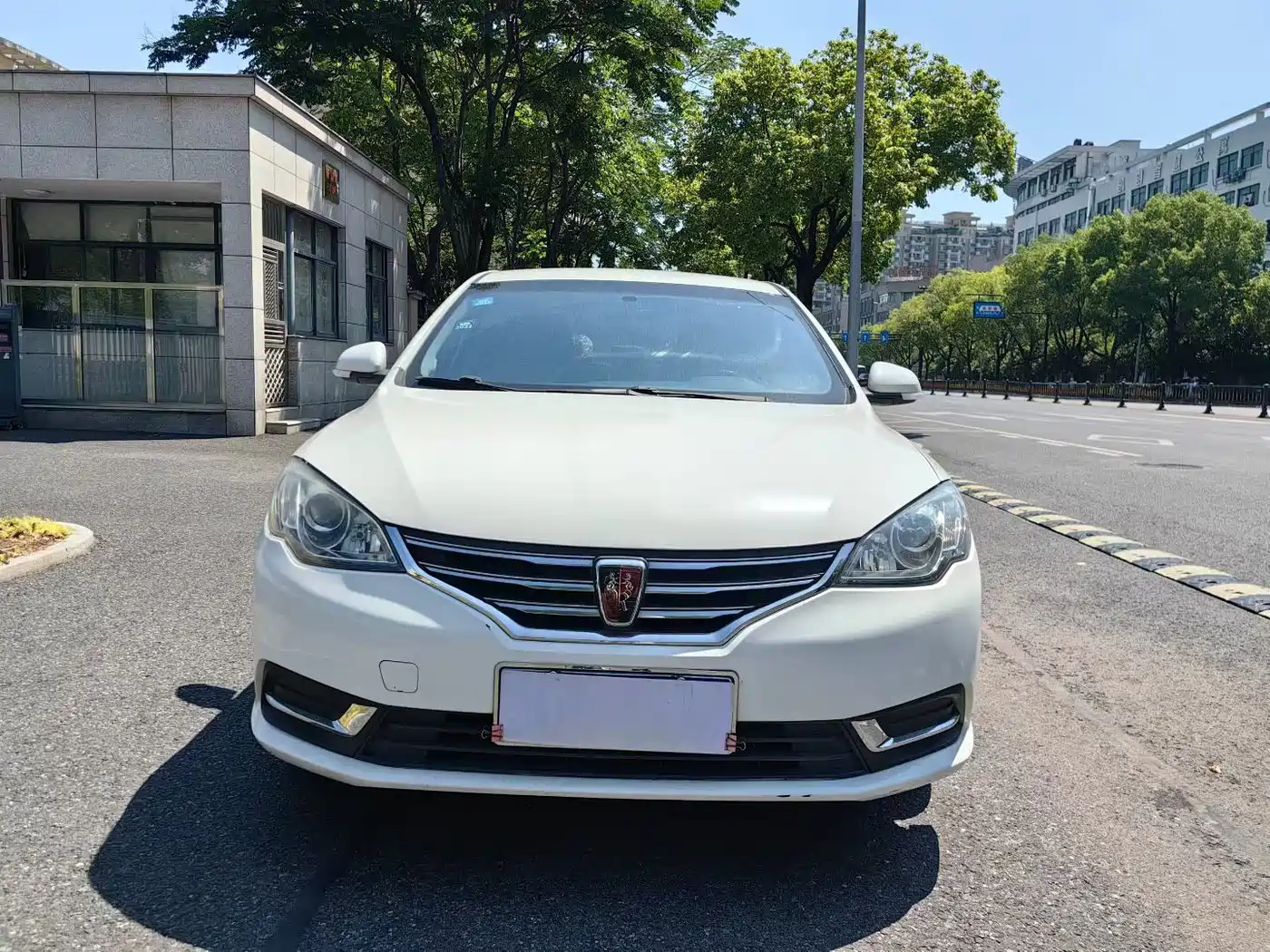 Roewe 360 2017 2017 1.5L Auto Smart Screen Edition