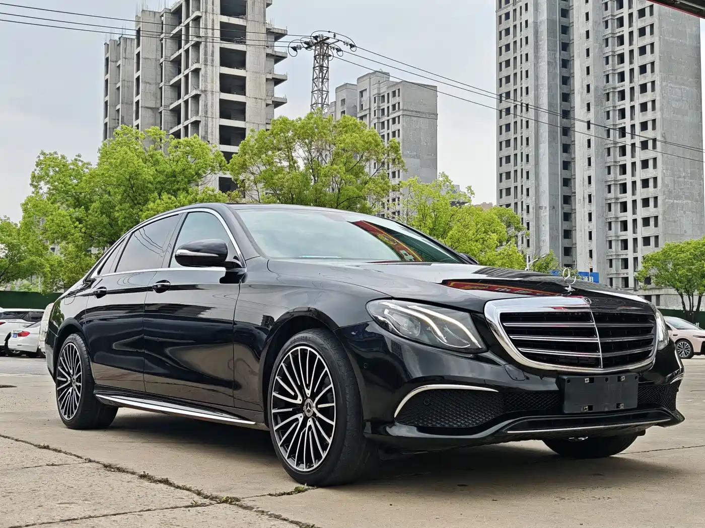 Mercedes-Benz E-Class 2019 E 200 L 4MATIC фото 3
