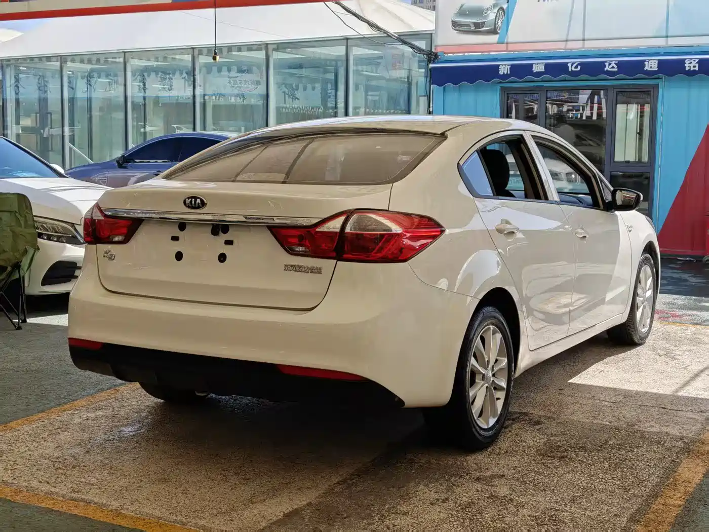 Kia K3 2017 1.6L Automatic 15th Anniversary Special GLS фото 9