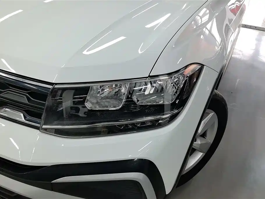 VOLKSWAGEN TU KAI