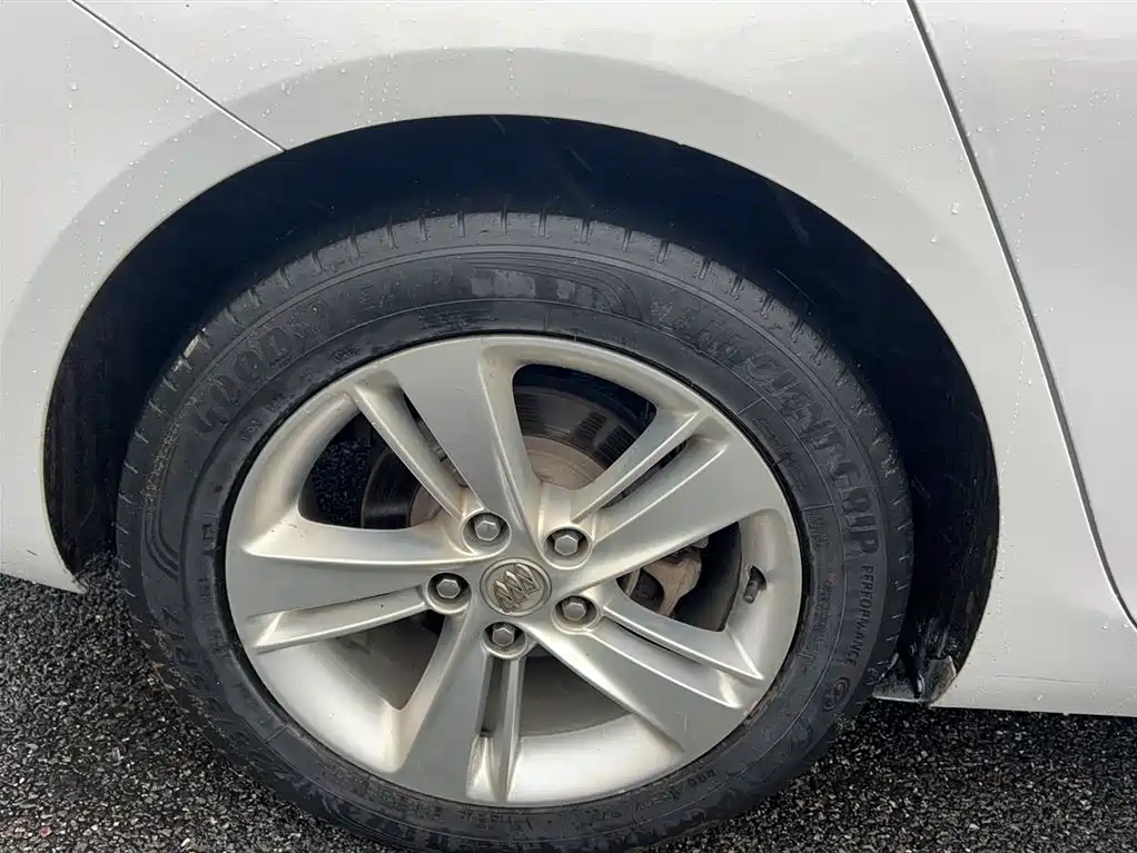 Buick Regal 2017 20T Luxury Model фото 22