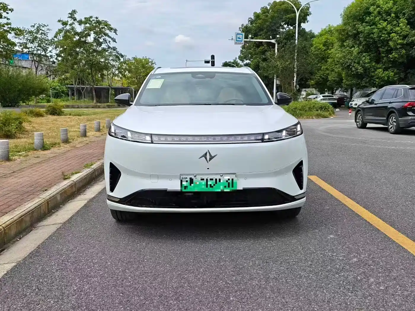 2026 Dongfeng Yipai eπ008