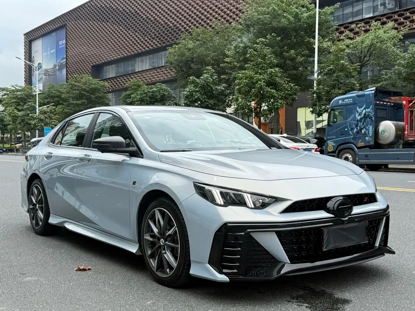 GAC Trumpchi Trumpchi Emkoo 2024 Model 270T DCT Shadow Leopard R-Style Edition фото 3